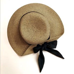 Nine West •Woven Packable Floppy Sun Hat w/ Tie
